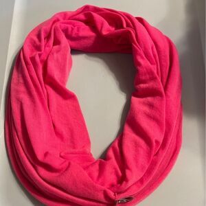 💕Pink cotton polyester blend infinity scarf